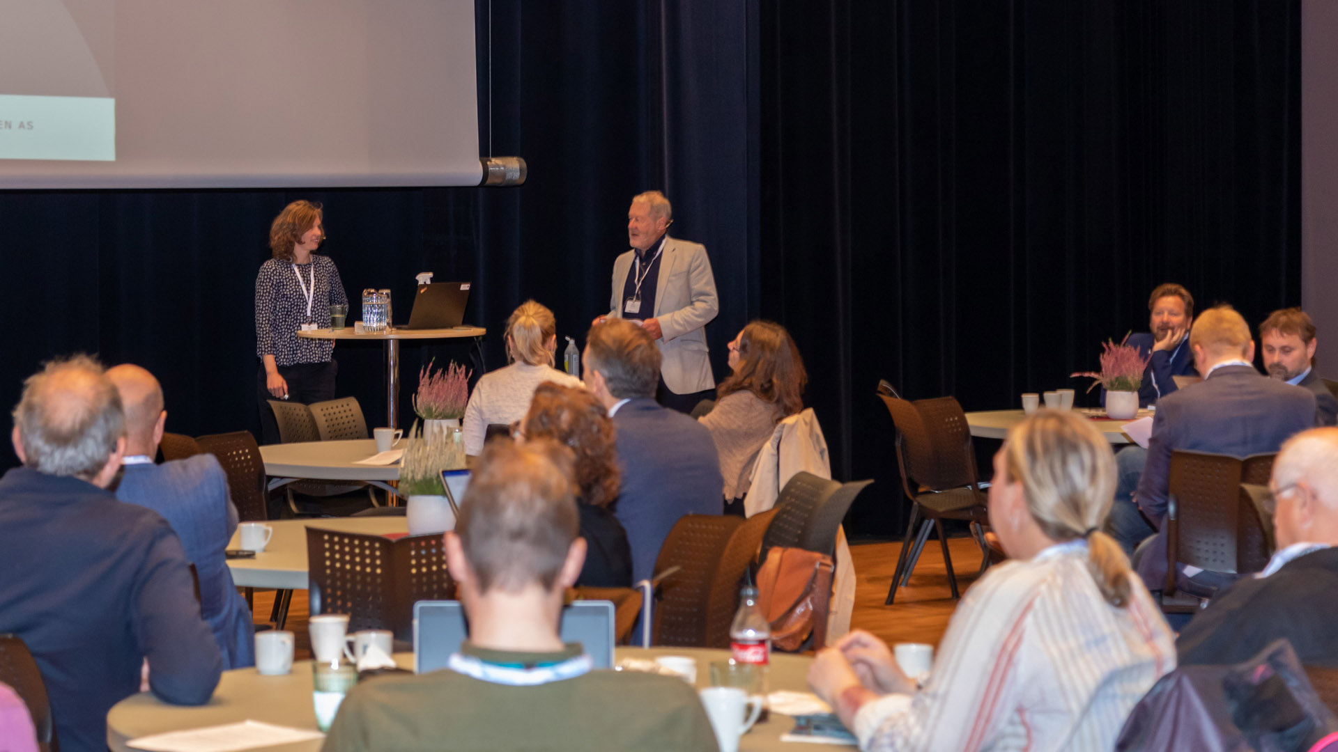 Fosenbrukonferansen 2020 - Anette Fjeld (Senior rådgiver samferdsel Dr.techn. Olav Olsen AS) og Olav Ellevset (dgl. leder Fosenbrua AS)